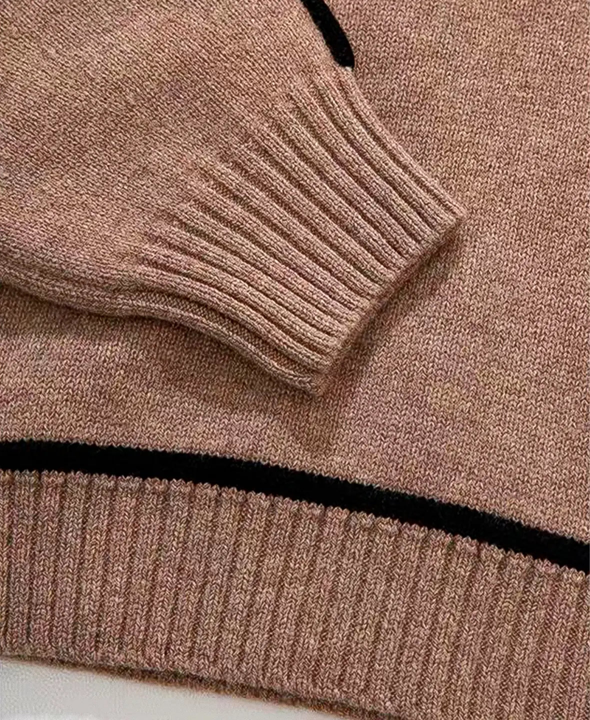 Kuscheliger Pullover mit Rollkragen